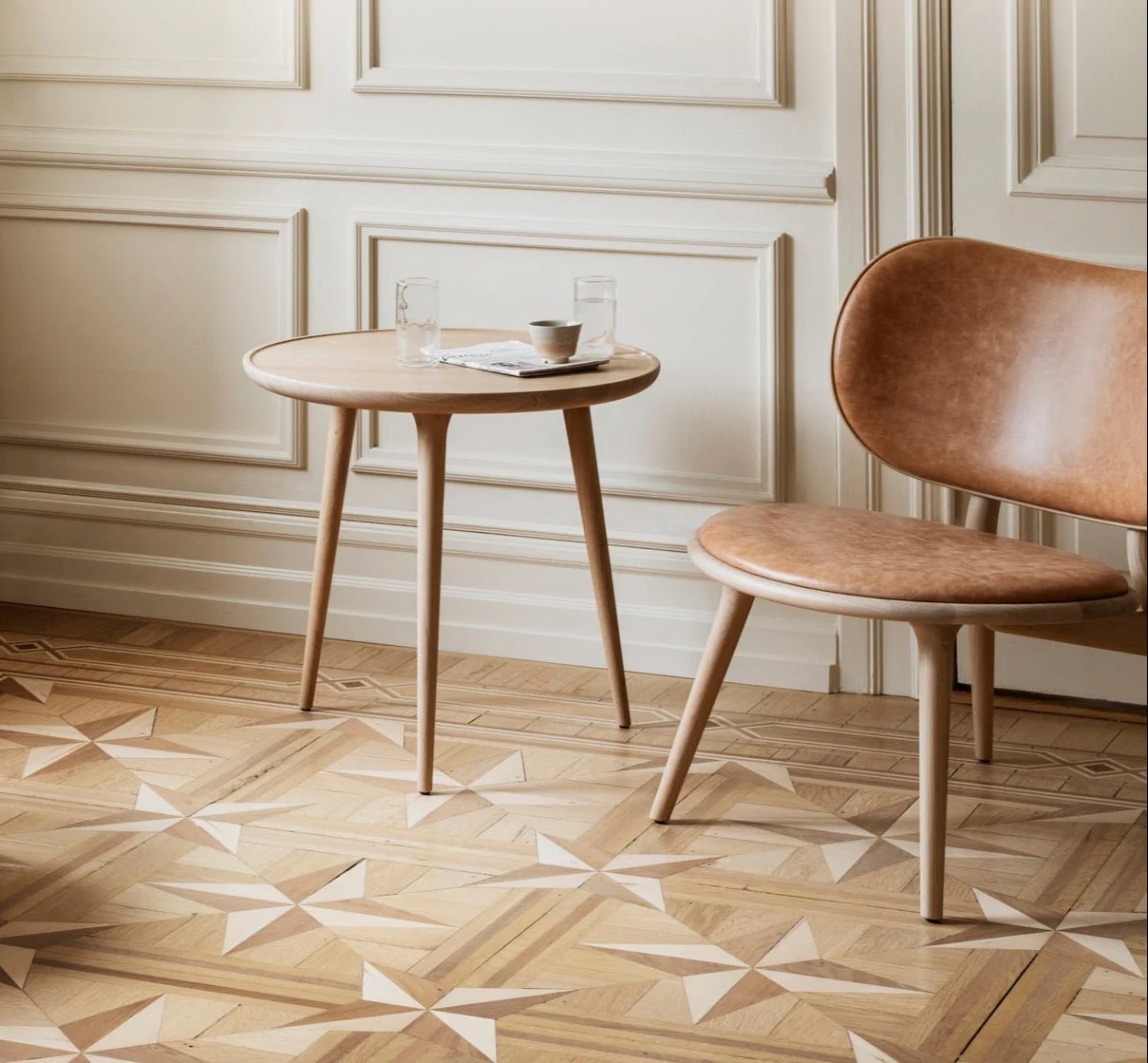 Accent Table by Mater - Image 11