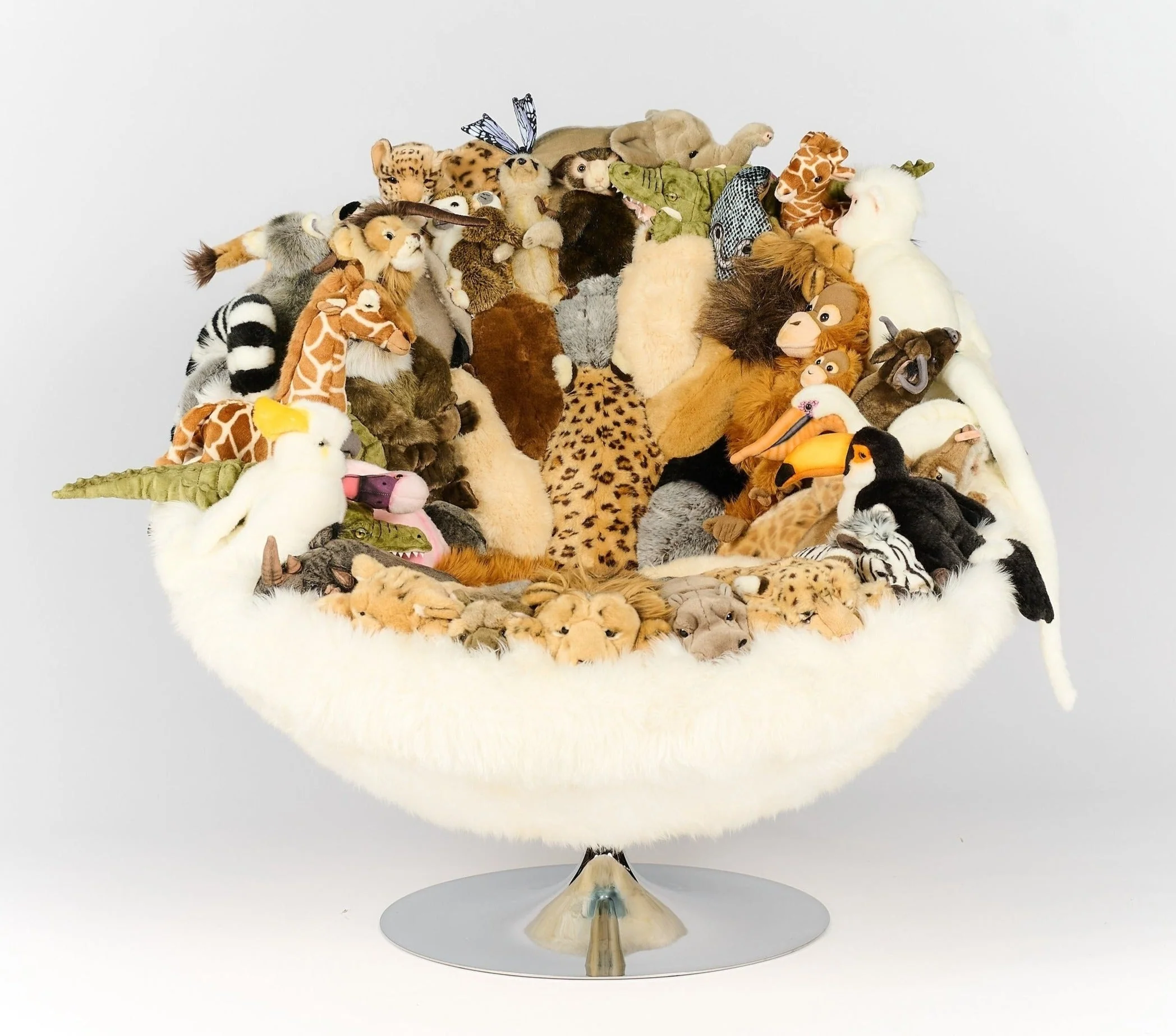 Africa Lounge Chair by AP Collection - Image 3