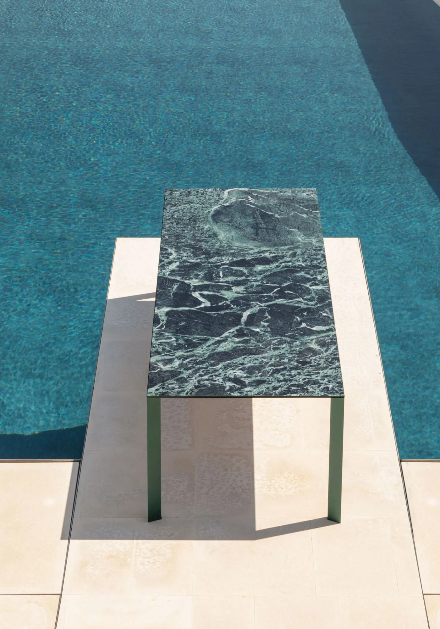 Akashi Dining Table / Fixed Length by Midj - Image 3