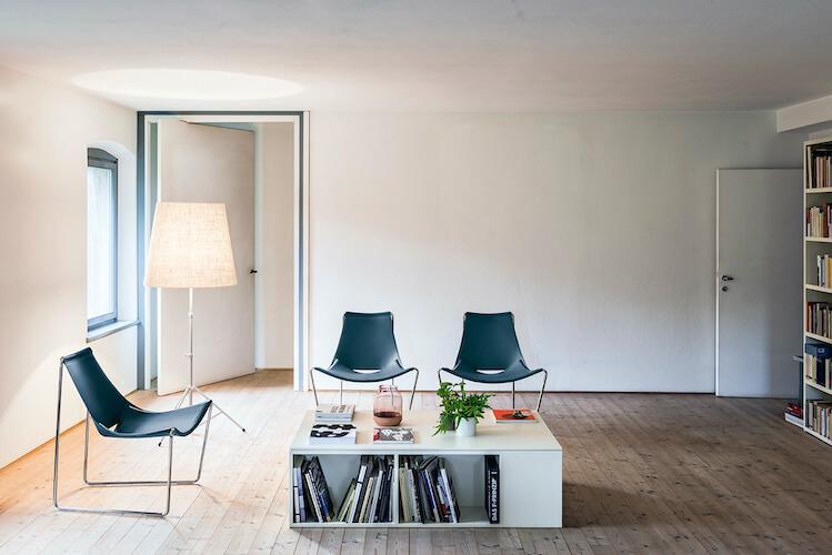 Apelle AT M CU Lounge Chair by Midj - Image 8
