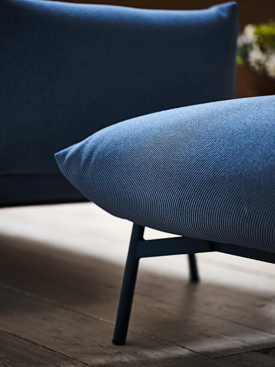 Area Bench B2 M TS by Midj - Image 10