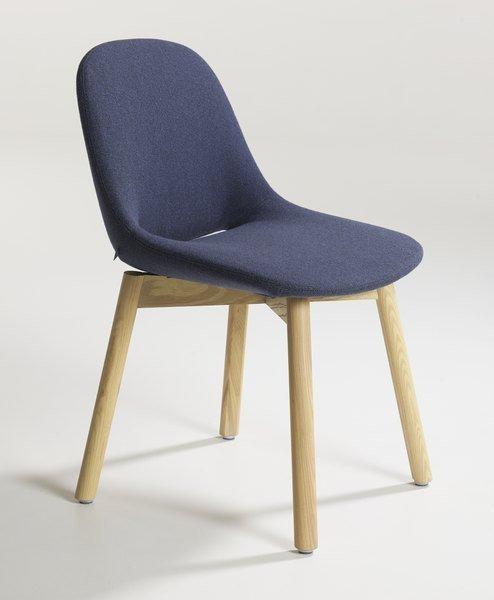 Beso 4 Wood Leg Side Chair by Artifort - Image 4
