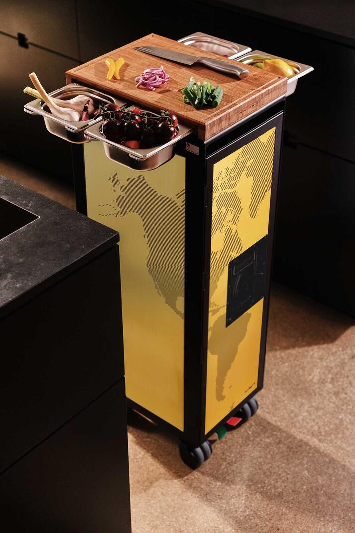 Worldmap Airplane Trolley Black Gold Edition by Bordbar - Image 3