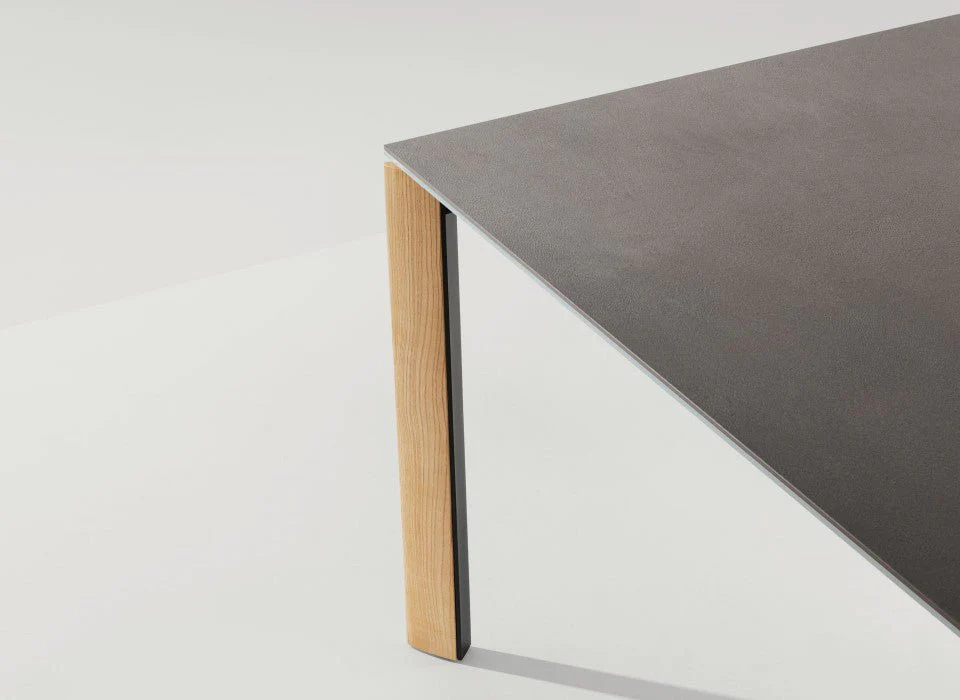 Blade Extendable Dining Table by Midj - Image 8