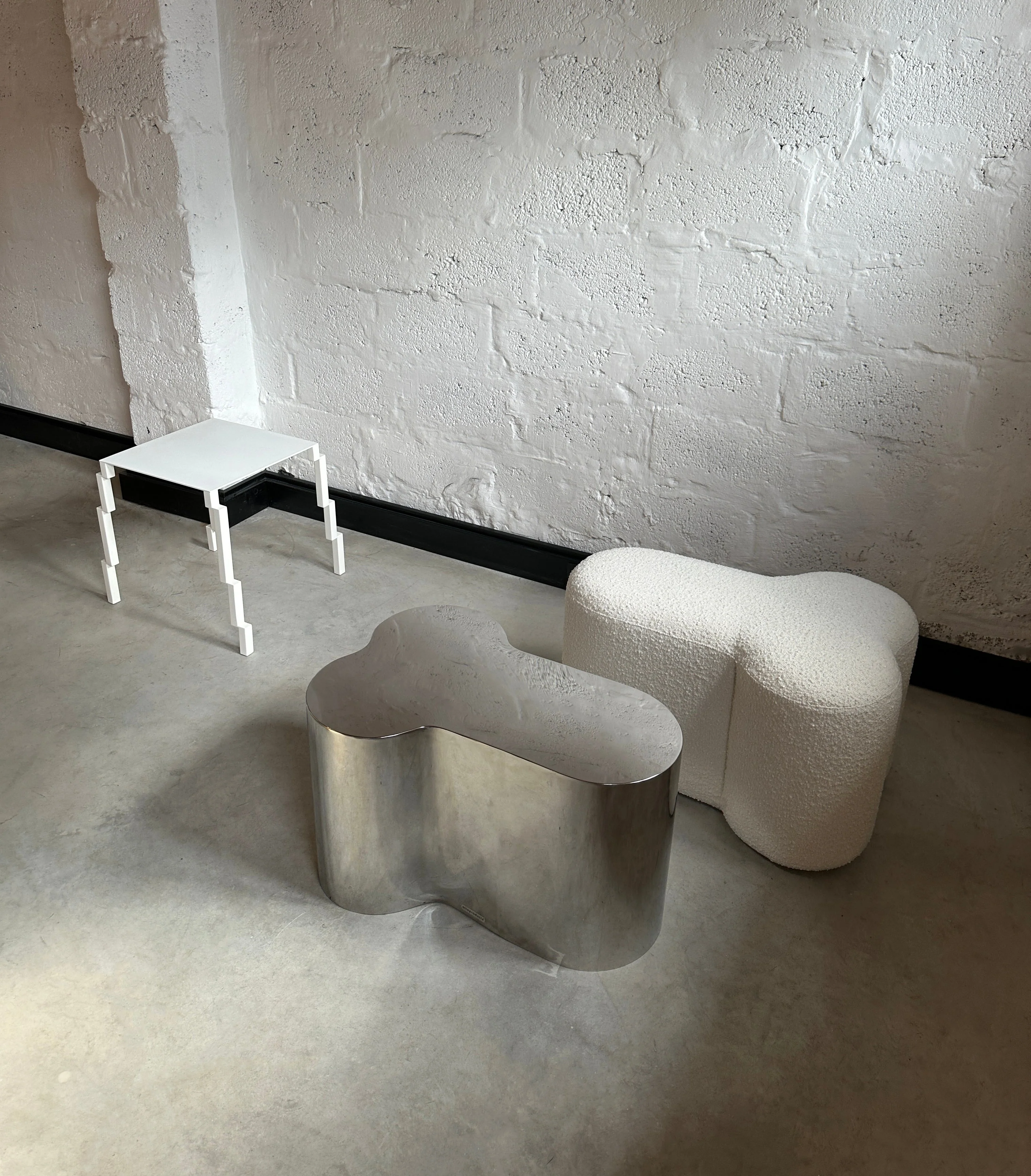 Bug 4040 Side Table by Oitoproducts - Image 19