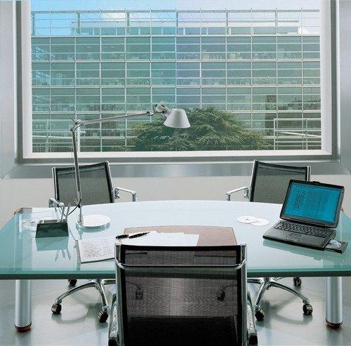 Classic Aluminum Management Chair - Mesh Seat - Image 4