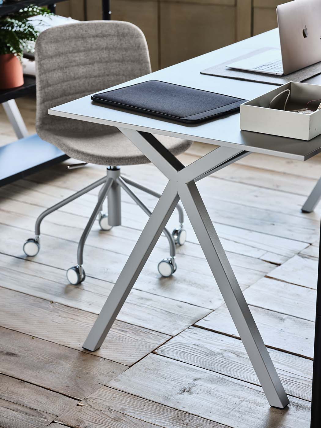 Dama Desk Table / 29 by Midj - Image 7