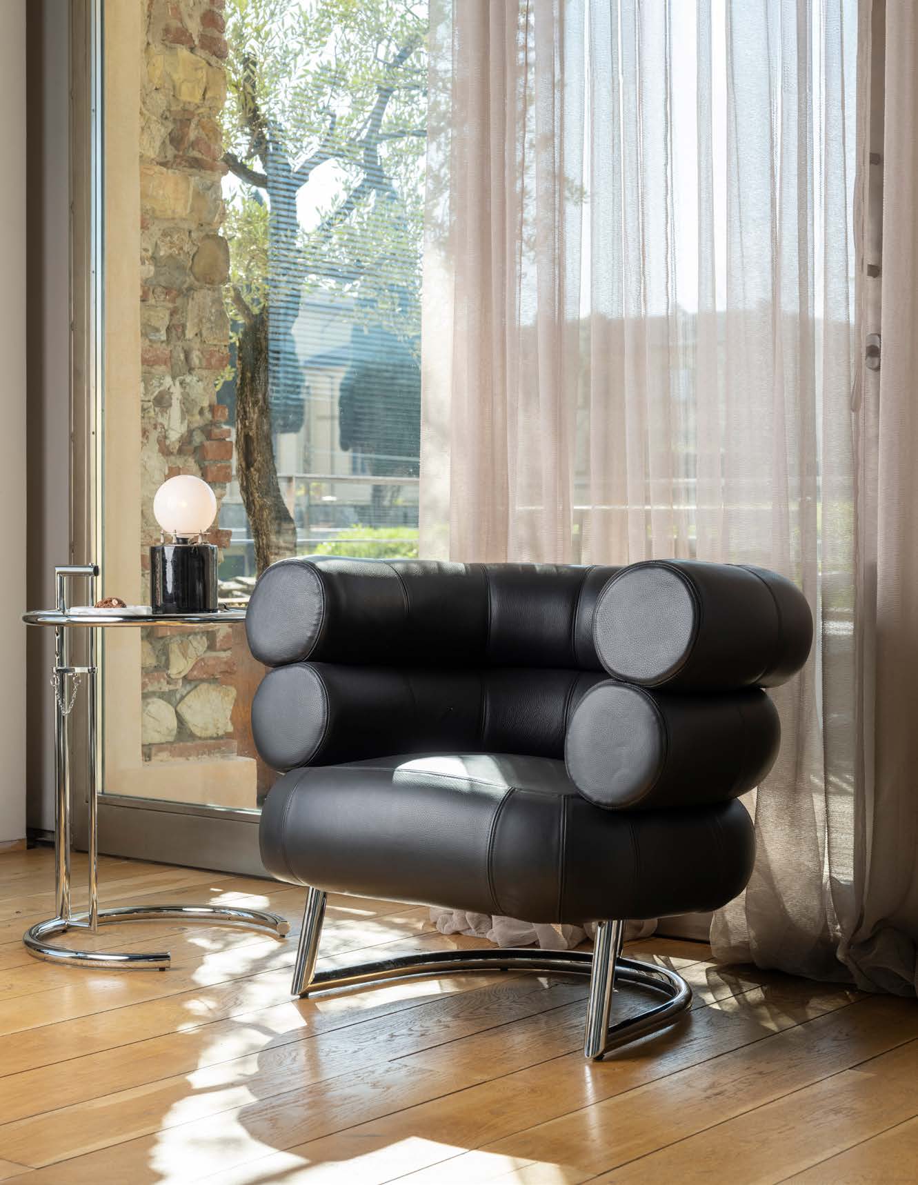 Eileen Gray Bibendum Chair - Image 6