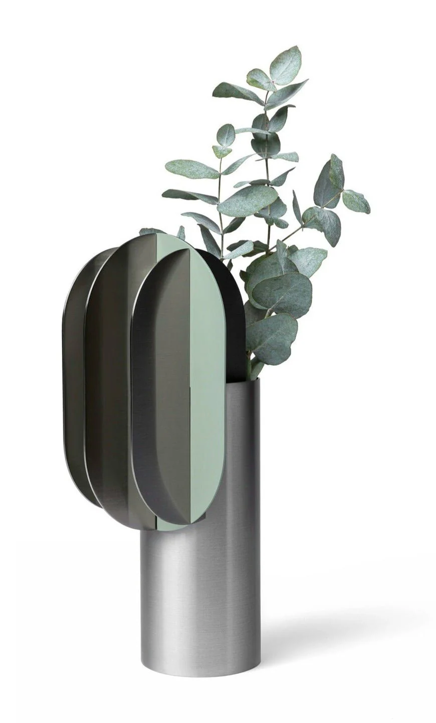 Gabo Vase CS11 by Noom