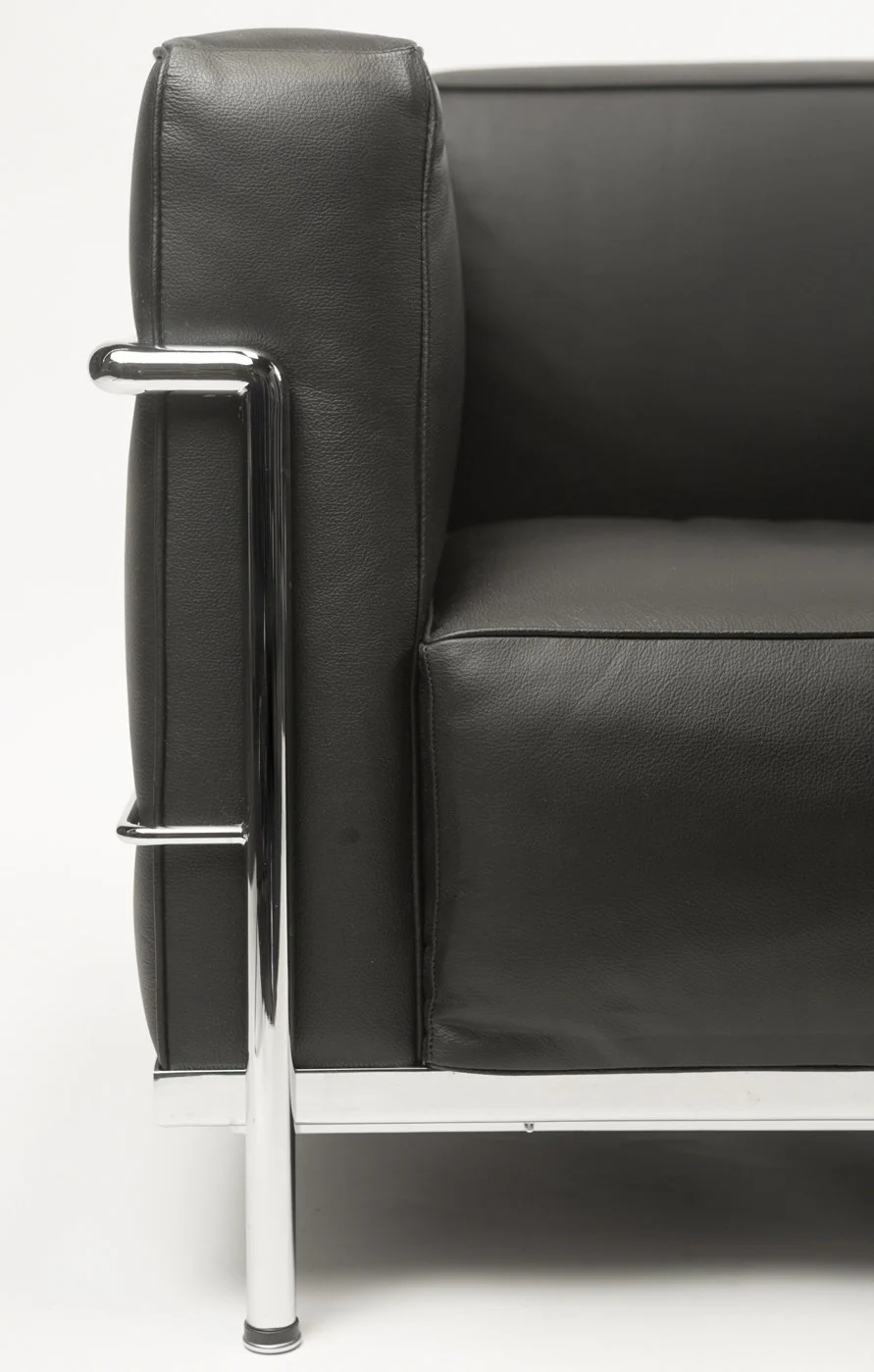 Le Corbusier Grand Confort Lounge Chair (LC3) - Image 8