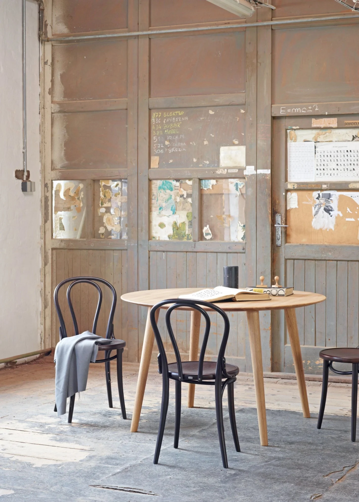 Malmo Dining Table by Ton - Image 17