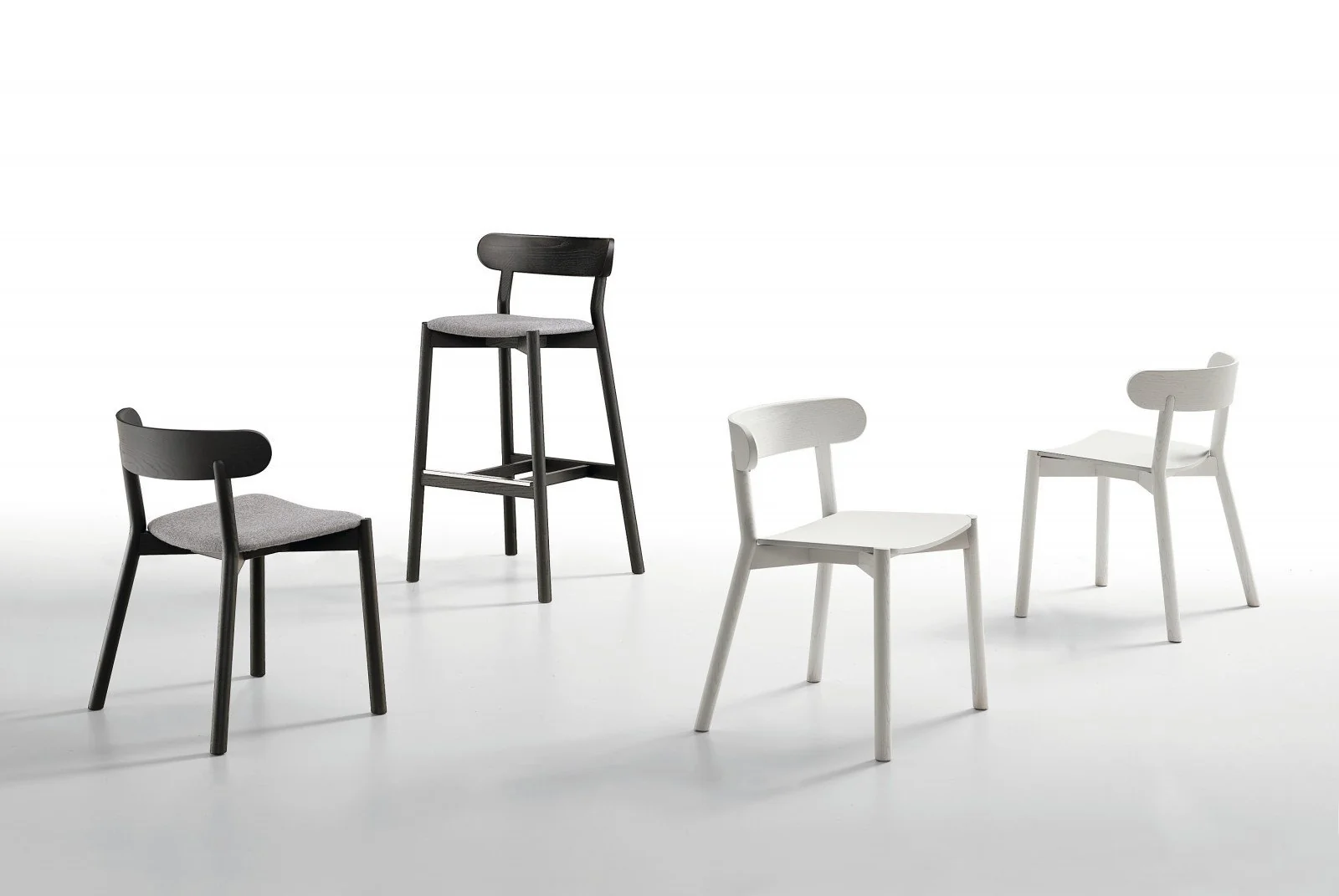 Montera S L LG Side Chair by Midj - Image 4