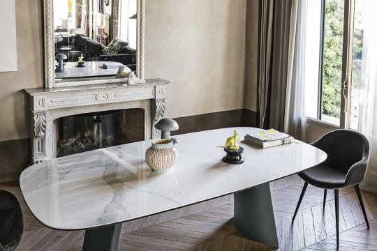 Moonlight Dining Table by Midj - Image 10