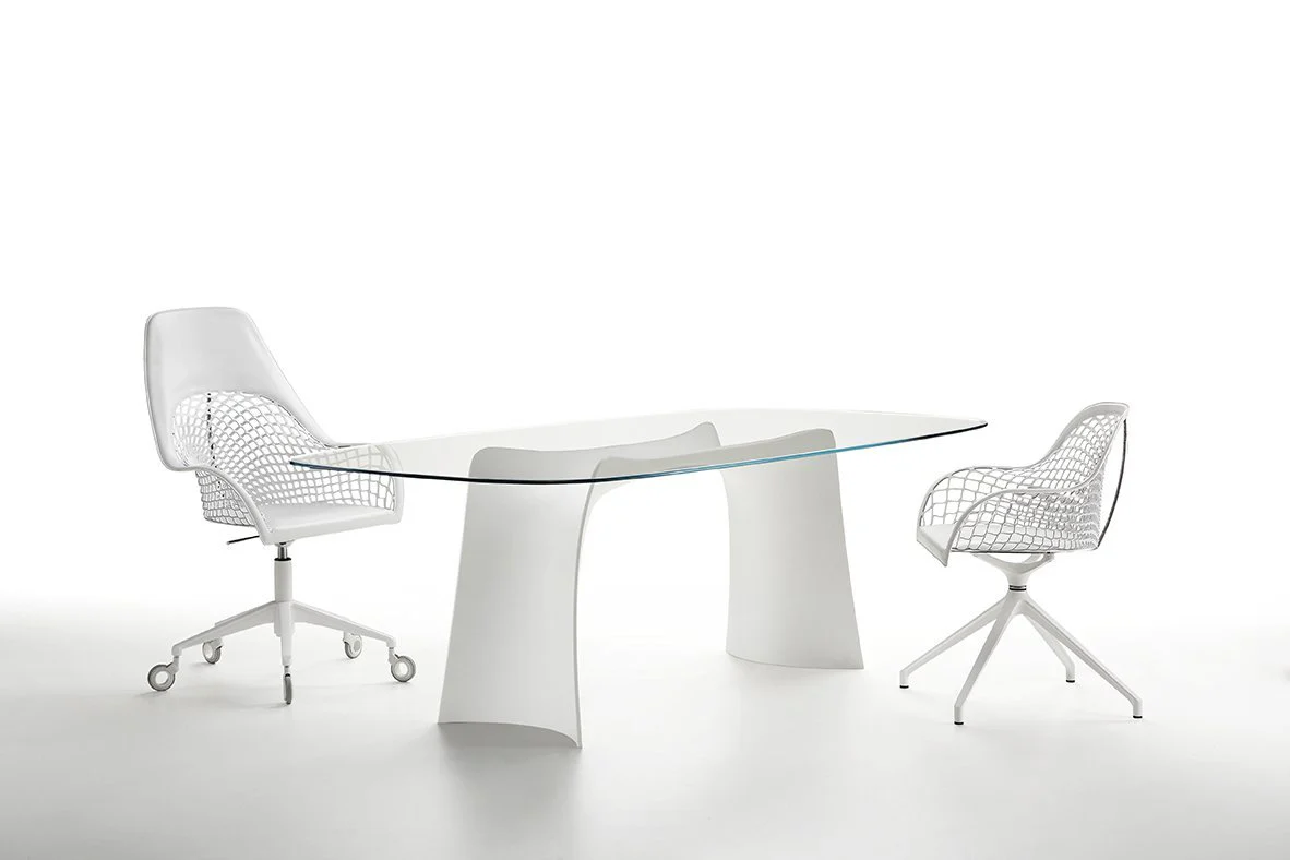 Moonlight Dining Table by Midj - Image 5