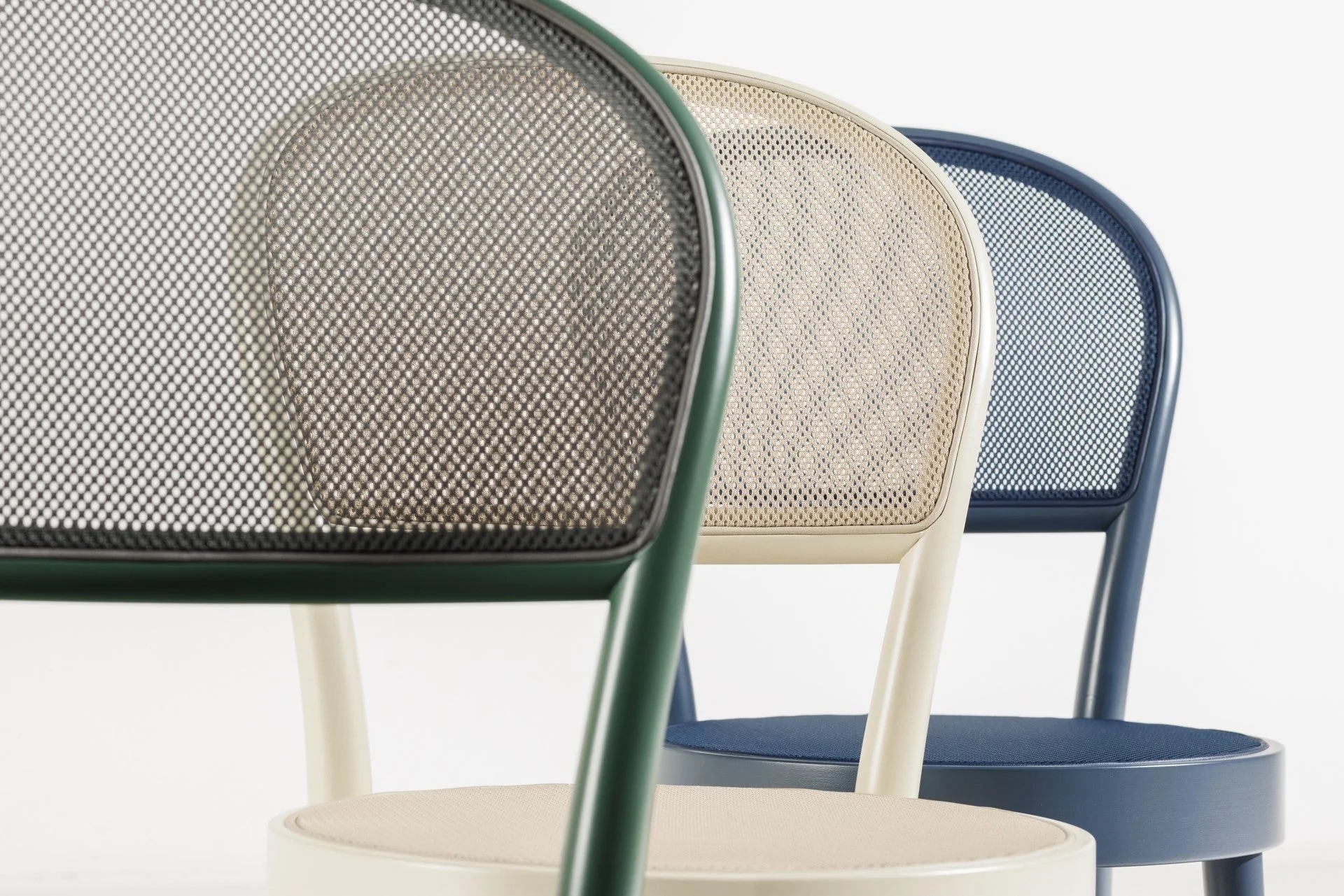 No. 314 Bentwood Chair (Veneer Seat) by Ton - Image 17