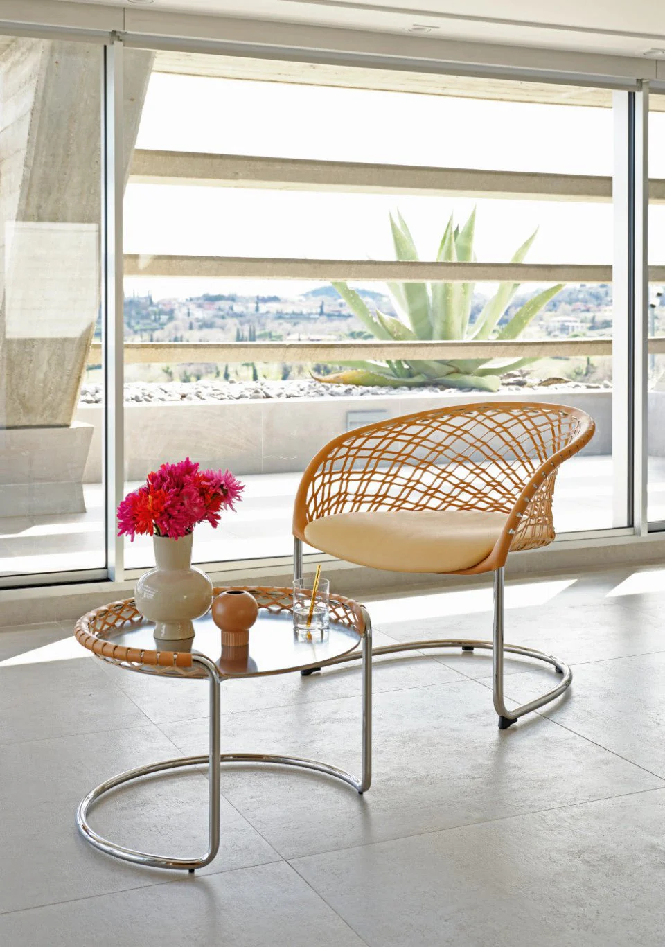 P47 AP M TS_CU Cantilever Lounge Chair by Midj - Image 6