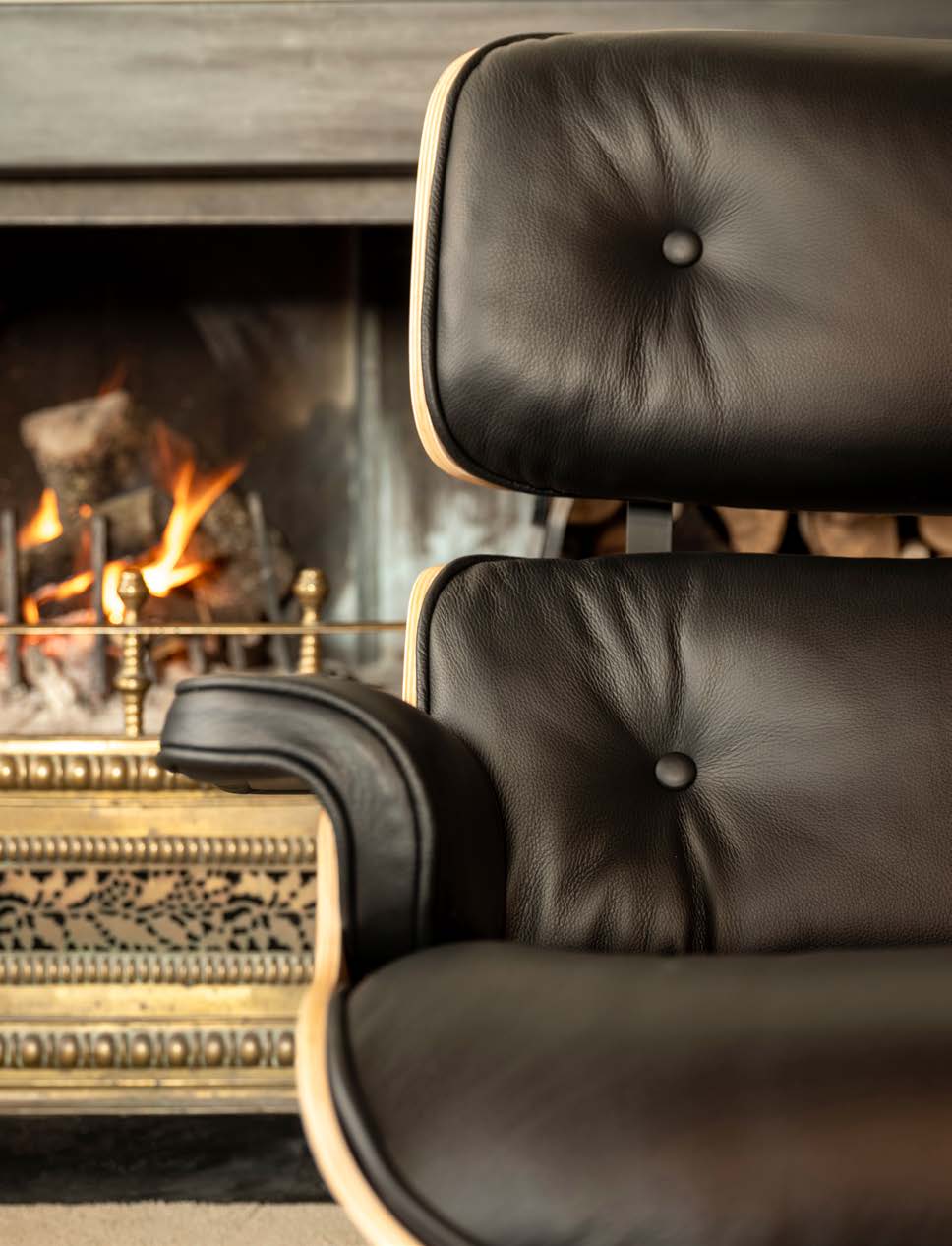 Classic Plywood Lounge Chair - Image 10