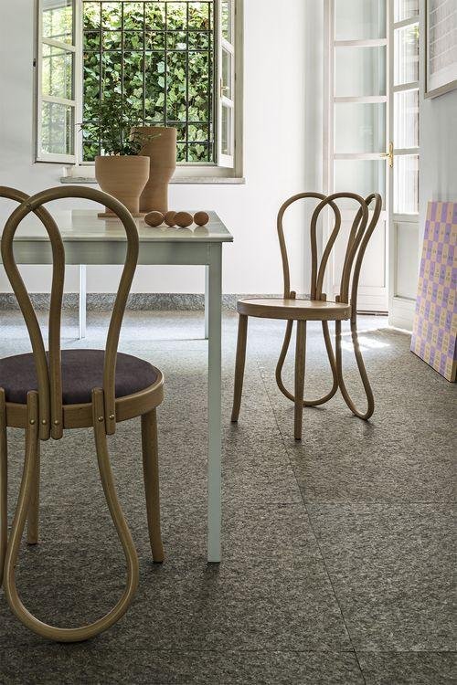 Post Mundus Bentwood Chair (Upholstered) by GTV - Image 2
