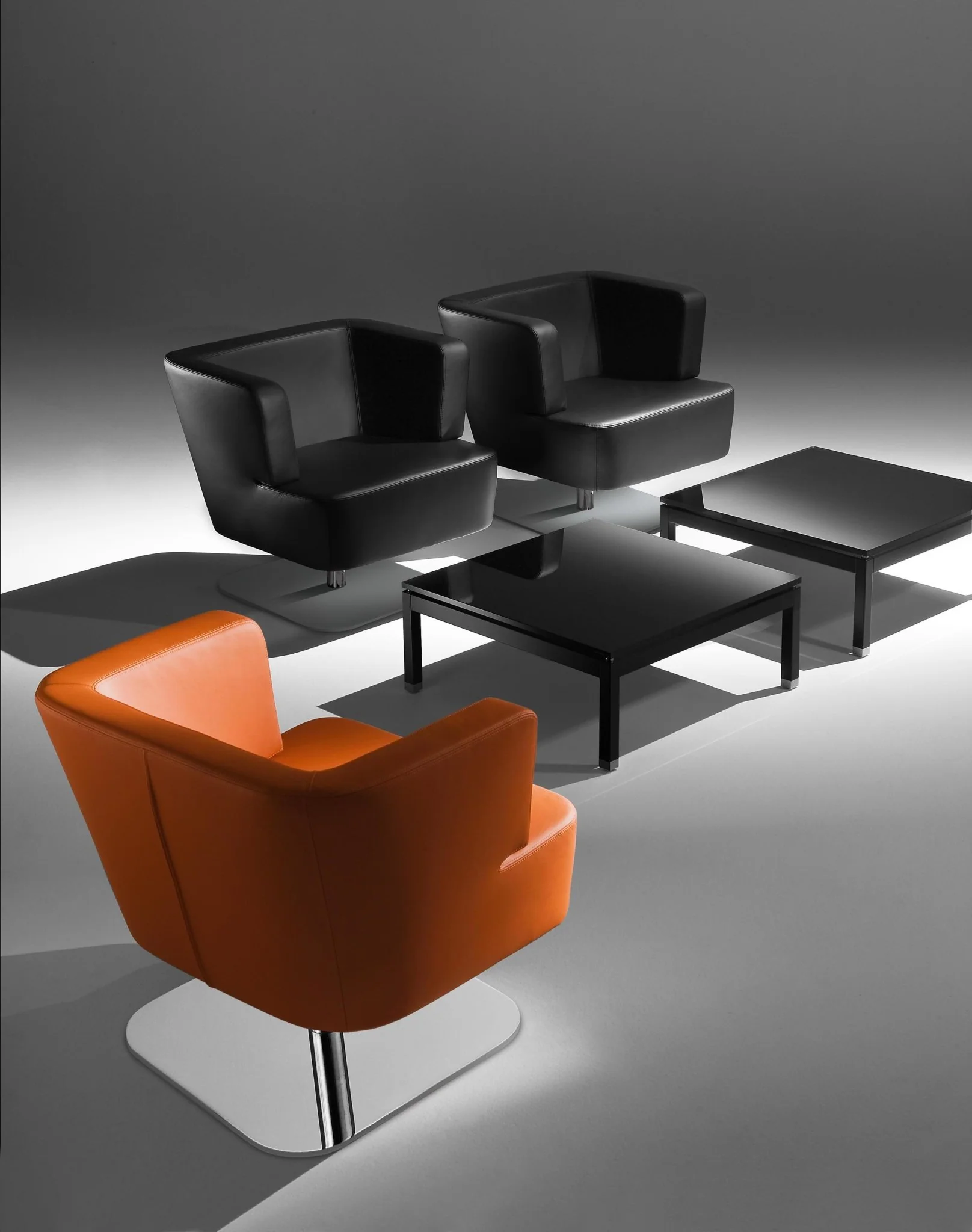 Pyramid Chair - Steel Base by Tonon - Image 3
