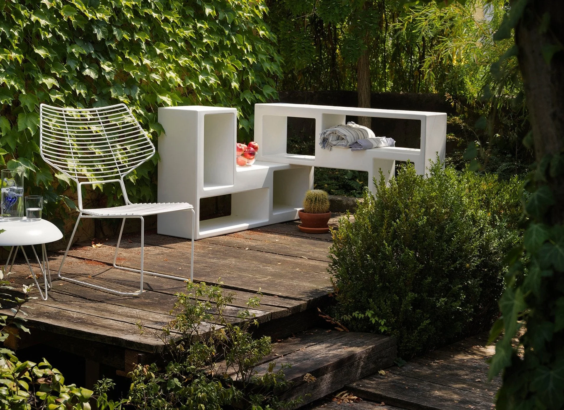Urban Bookcase by Casamania - Image 7