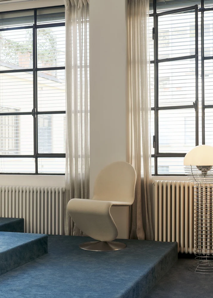 Wire Floor Lamp by Verner Panton - Image 13