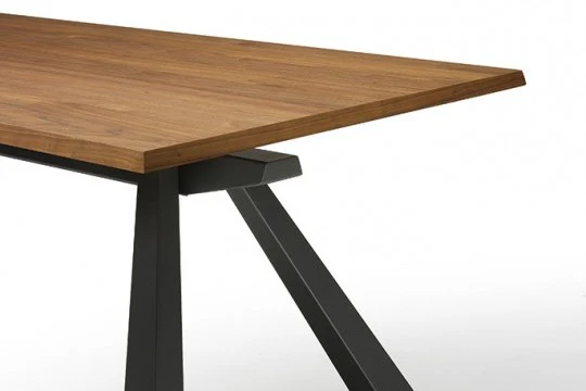 Zeus Dining Table by Midj - Image 4